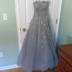 Elegant Light Gray Strapless Ballgown